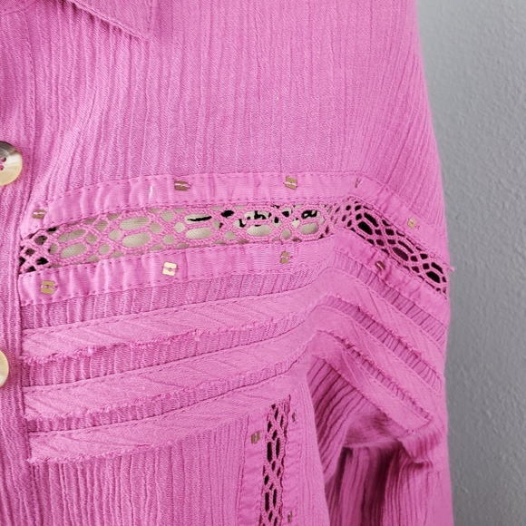 Free people long sleeve top with buttons - Picture 3 of 9